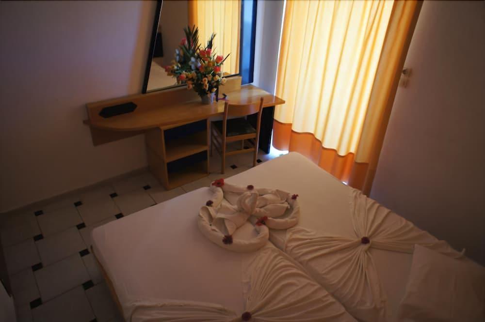 Fili Hotel Apartments Tigaki Kültér fotó