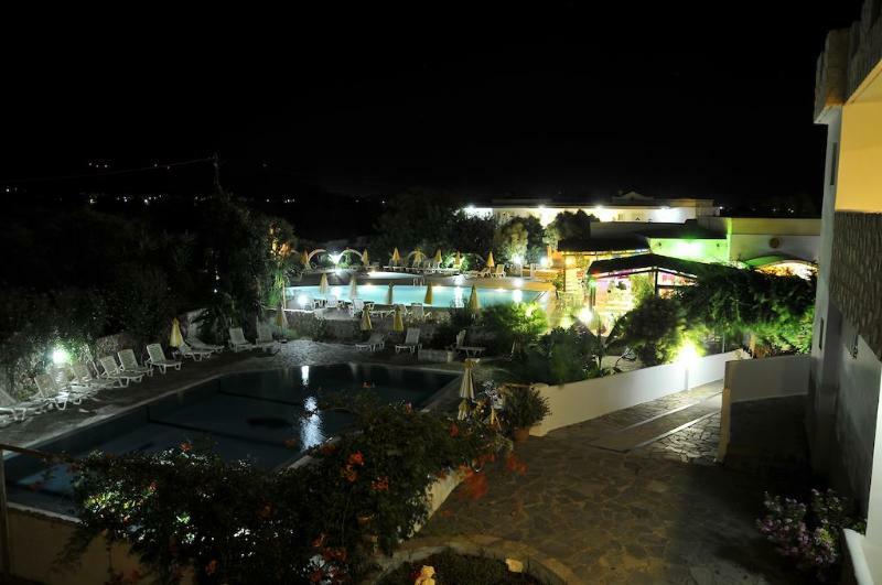Fili Hotel Apartments Tigaki Kültér fotó